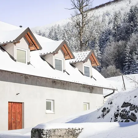 Apartament Tdi - Modern 2-bedroom In Nature Kanji Dol