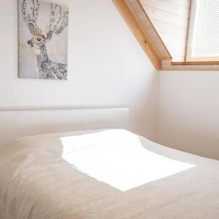 Lägenhet Tdi - Modern 2-bedroom In Nature *